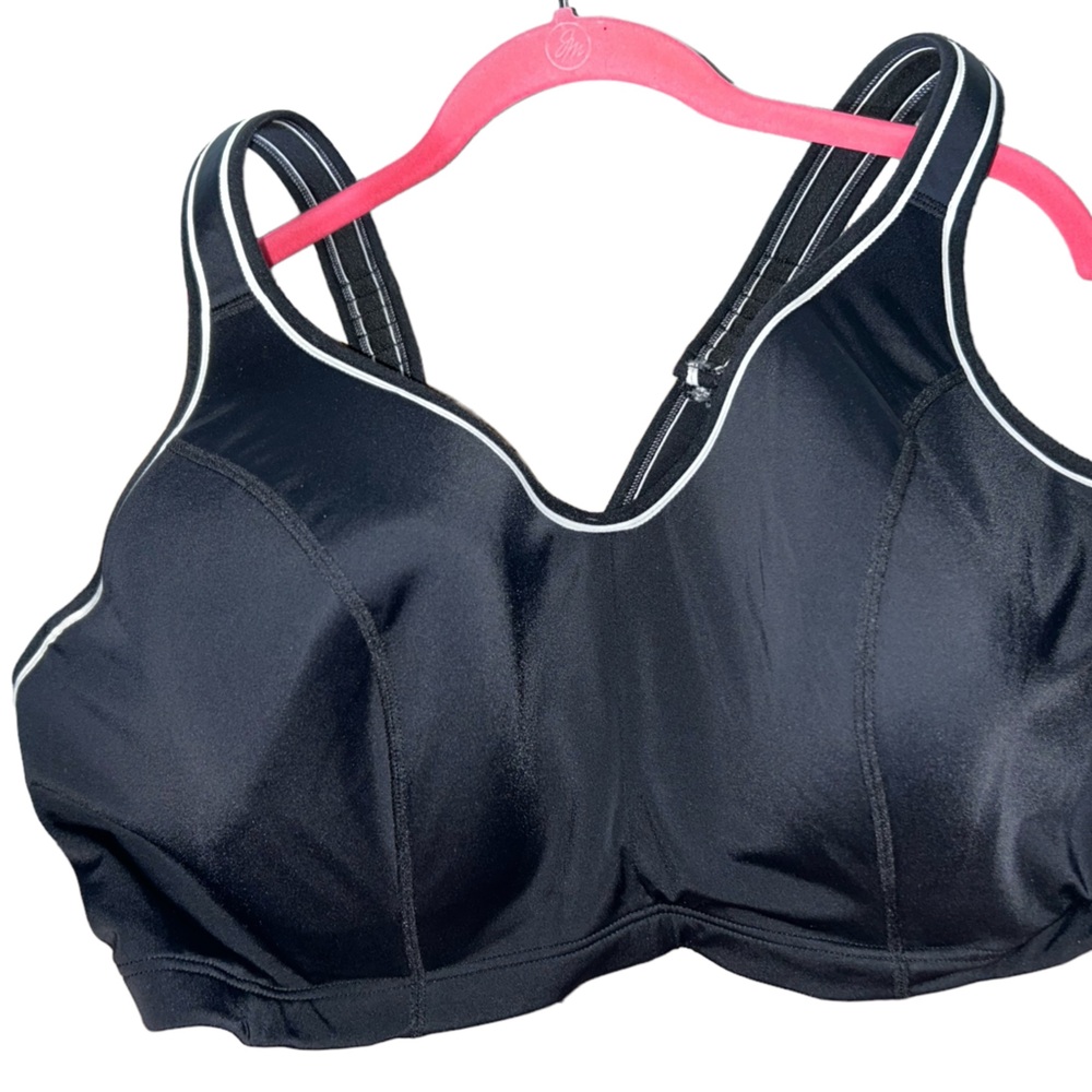 Livi Active Adjustable Sports Bra
